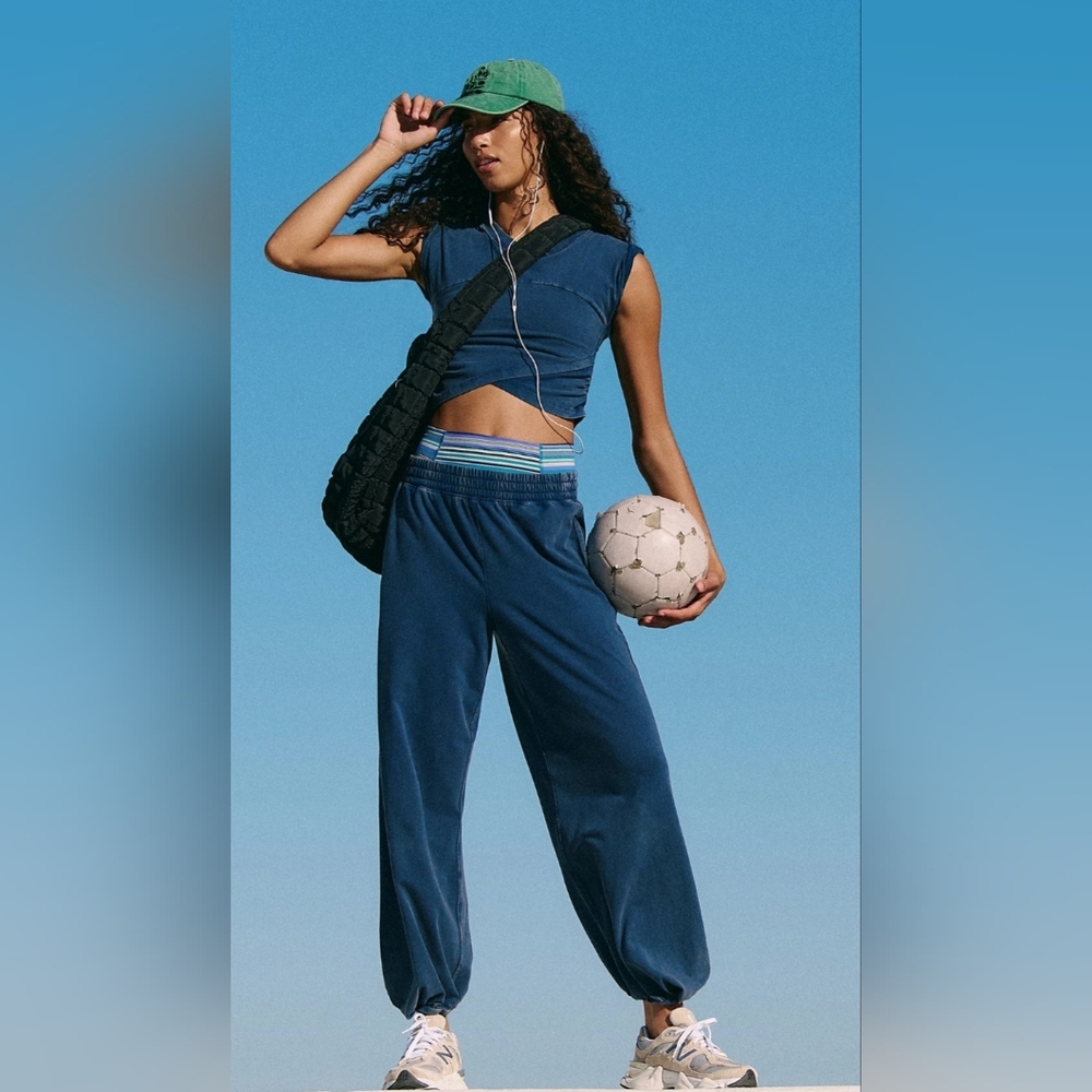 FREE PEOPLE MOVEMENT  CROSSOVER SET